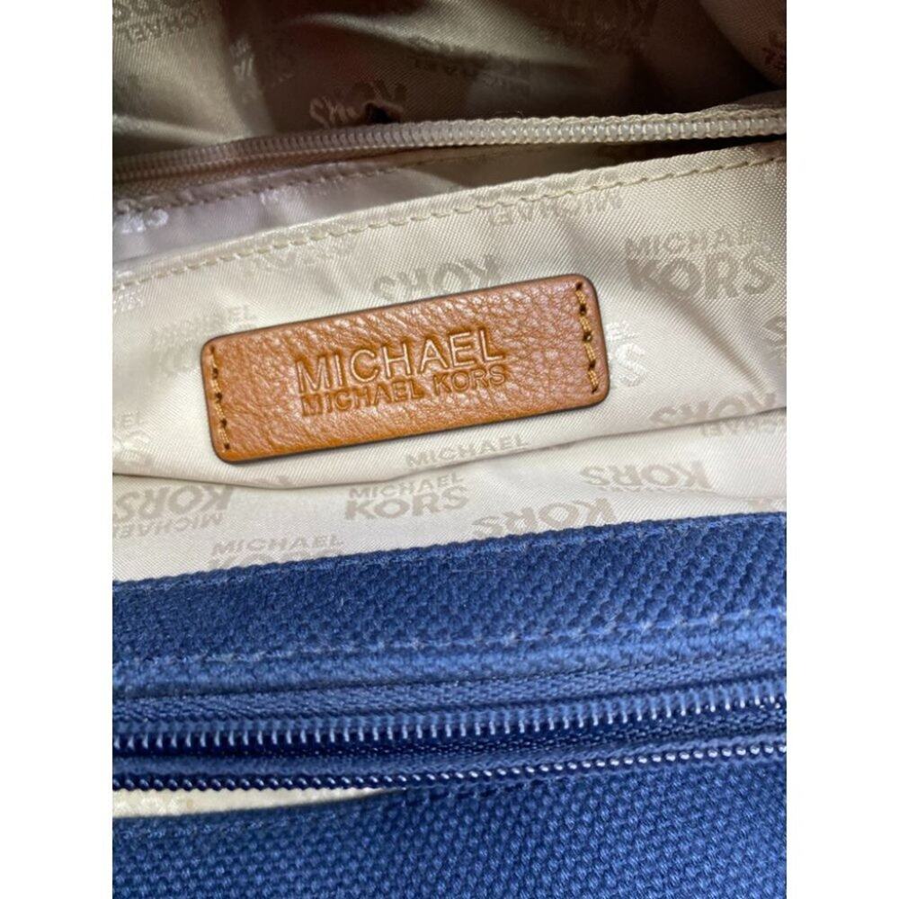 MICHAEL KORS Blue Inter Woven Canvas Shoulder Bag - Picture 14 of 16